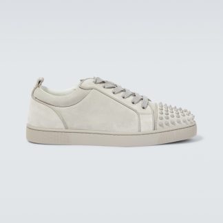 designer kopen Christian Louboutin Louis Junior Spikes suède sneakers grijs