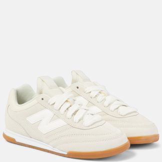 designer kopen New Balance RC42 suède sneakers beige