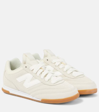 designer kopen New Balance RC42 suède sneakers beige