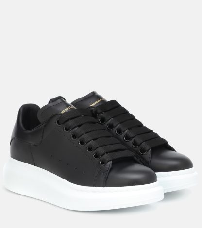 goedkope ontwerper Alexander McQueen Oversized leren sneakers zwart