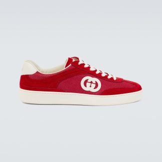 goedkope ontwerper Gucci In elkaar grijpende G sneakers van suède en canvas rood