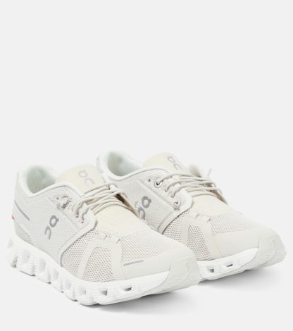 hete verkoopluxe On Cloud 5 sneakers wit