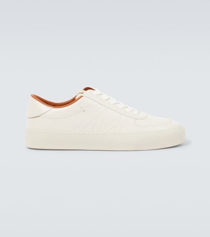 hoogwaardige luxe Moncler Monclub leren sneakers beige