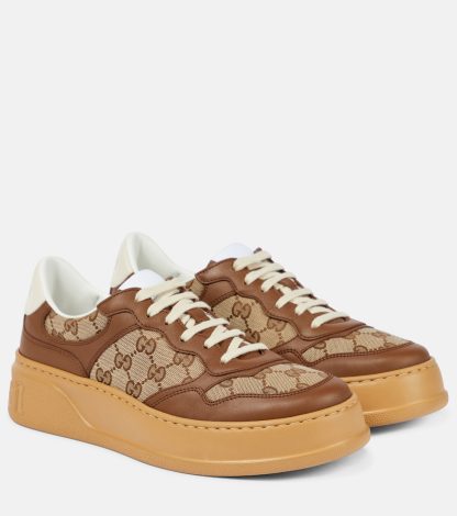 mode luxe Gucci GG Canvas met leer afgezette sneakers bruin