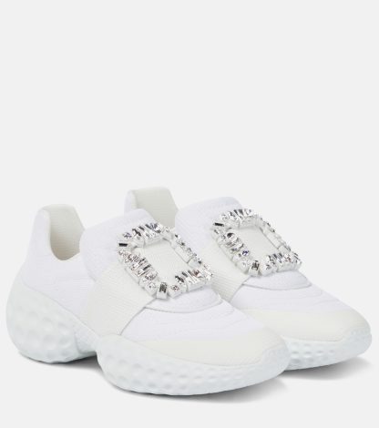 mode luxe Roger Vivier Viv' Run Moonlight sneakers wit