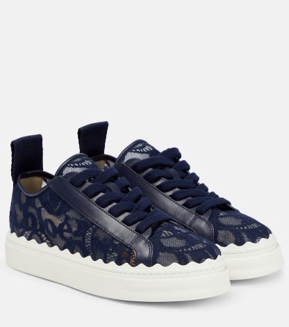 modeontwerper Chloé Lauren veterschoenen blauw