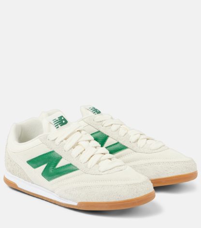 modeontwerper New Balance RC42 suède sneakers beige