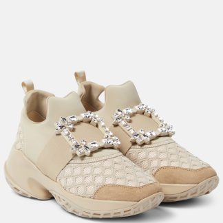 modeontwerper Roger Vivier Viv Run versierde sneakers neutralen