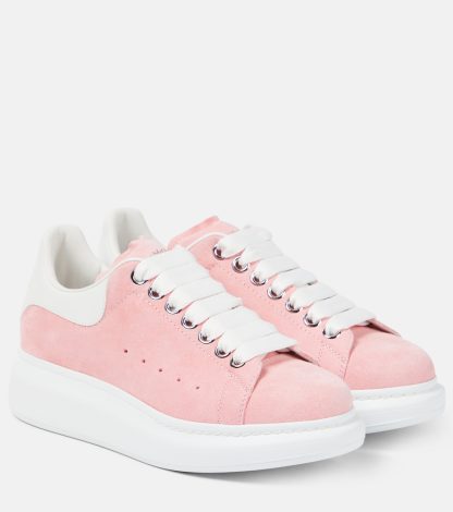 namaakontwerper Alexander McQueen Oversized suède sneakers roze