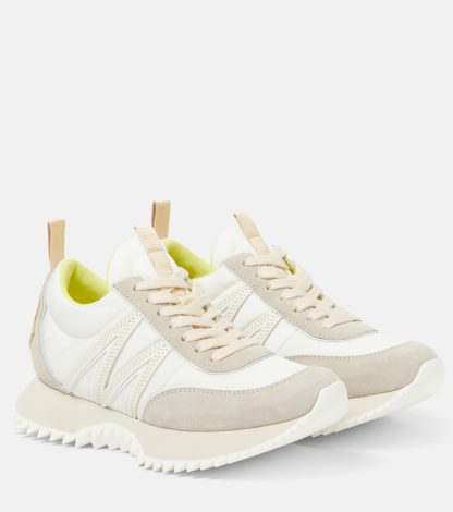 nep luxe Moncler Pacey sneakers met suède montuur wit